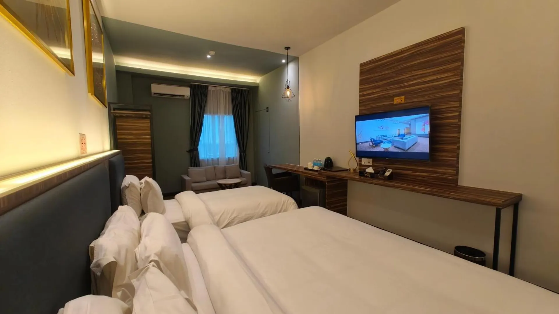 Malacca Asiatic Hotel 3*,